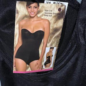 NWT Va Bien Seamless Molded Strapless Bodysuit Style 516 - Black